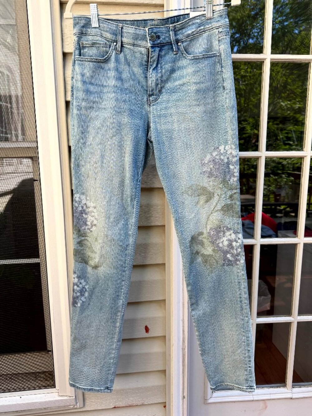 NWT White House Black Market (WHBM) Slim Ankle Floral Print Mid-Rise, Size 6L
